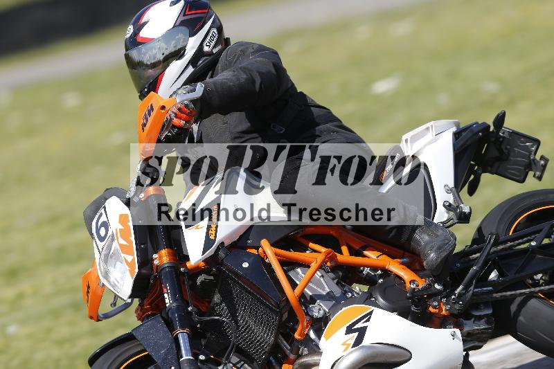 /Archiv-2025/09 22.04.2025 Cornu Master School ADR/gruen-vert/16